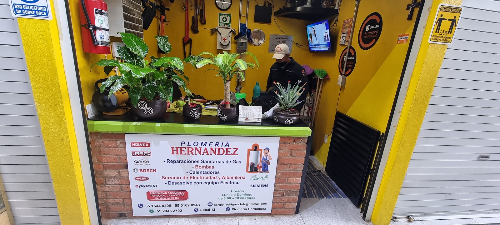 Local de PLOMERÍA HERNÁNDEZ en Doctores, foto de su ficha de Google Maps
